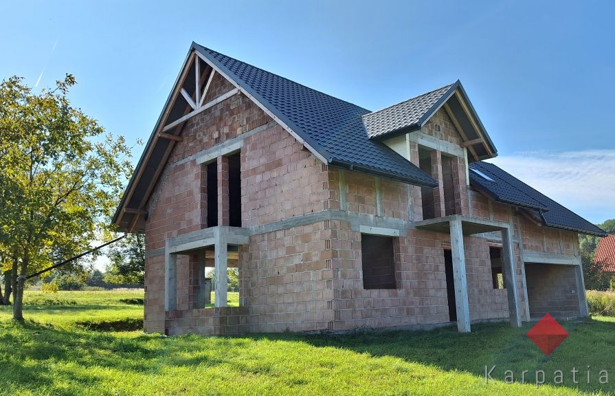 Do sprzedania dom, Dąbrowa